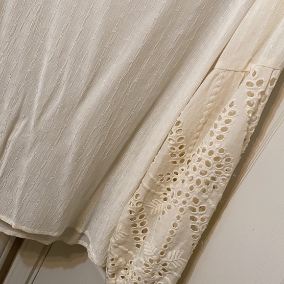 Blouse - Picture 3 of 4